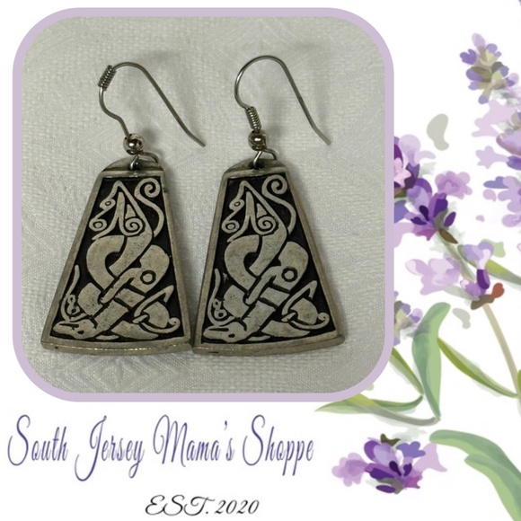 Vintage St. Justin Pewter Silver Tone Pierced Earrings With Celtic Design - Picture 1 of 7